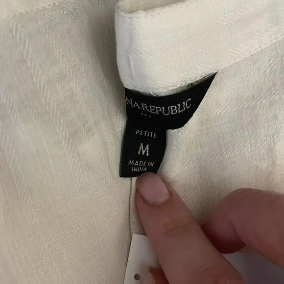 Banana Republic Embroidered Top - Picture 15 of 16